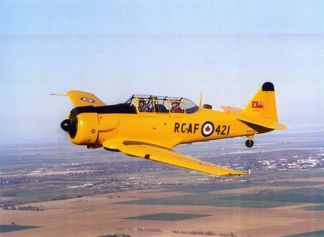  Harvard in Flight 